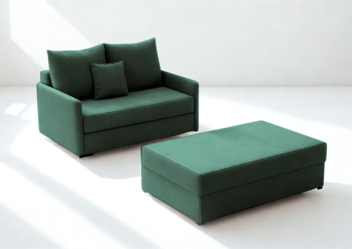 Sofa zielona ARKADIA z funkcją spania z pufą 130 cm: Zielona sofa ARKADIA
