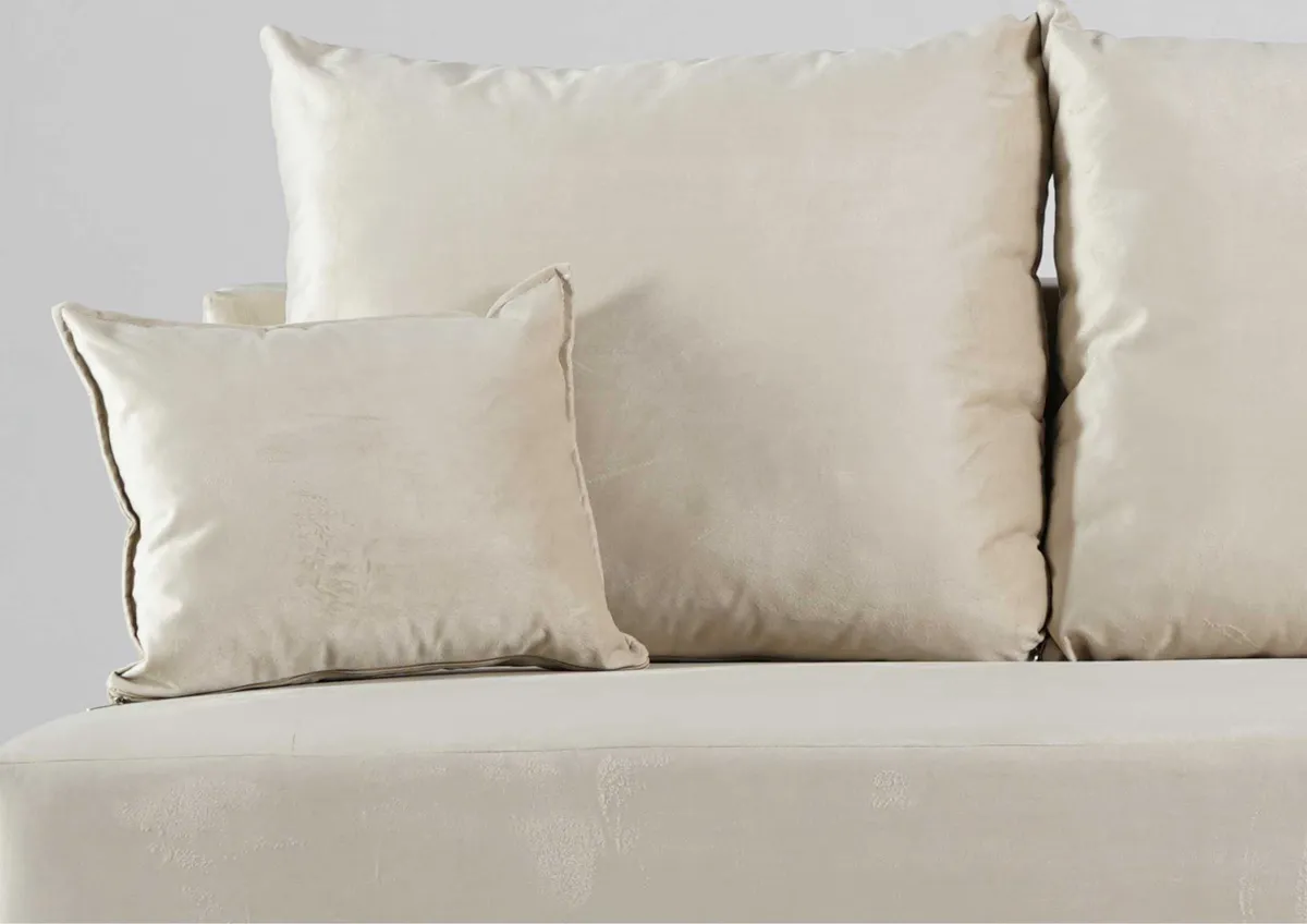 Sofa beżowa ESTI trzyosobowa z funkcją spania 190 cm: Wymiary sofy ESTI