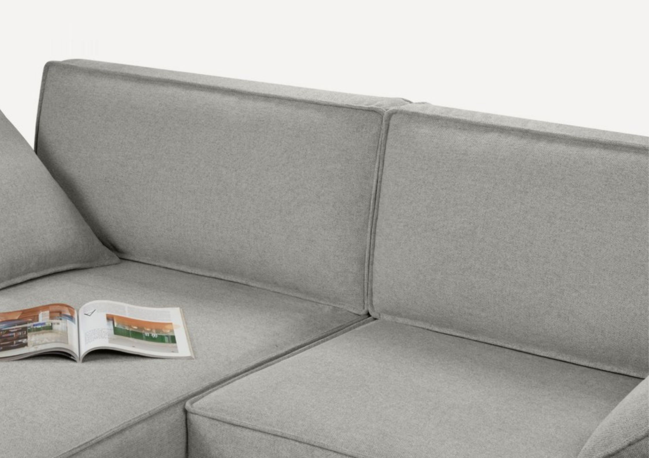 Beżowe poduszki do narożnika